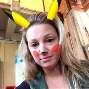 Meet your Posher, Rebecca